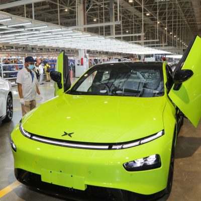 Chinese automakers challenge Tesla with new models